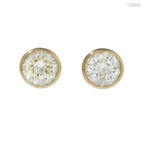 Pair of earrings sleepy in 18 kts. yellow gold. Frontis with...