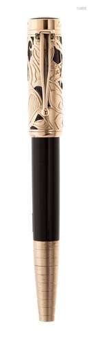 MONTBLANC FOUNTAIN PEN “C. COLLODI”.Resin and gold body.18 k...