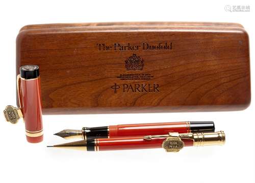 PARKER Duefold pen and mechanical pencil.Both the pen and th...