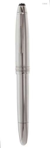 MONTBLANC MEISTERSTÜK FOUNTAIN PEN.Sterling silver body.Two-...