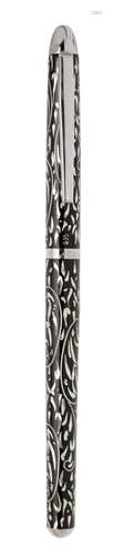 PEDRO DURAN FOUNTAIN PEN.Silver body with black lacquer.Silv...