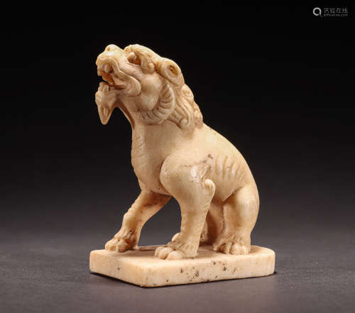 CHINESE HAN WHITE JADE LION, TANG DYNASTY