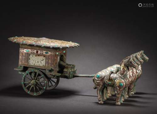 CHINESE BRONZE CARRIAGE INLAID WITH GOLD, HAN DYNASTY