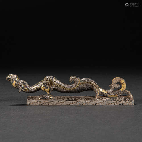 CHINESE BRONZE PEN HOLDER INLAID WITH GOLD, HAN DYNASTY