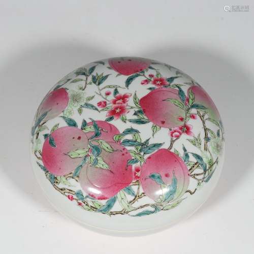 Pastel peach pattern lid box