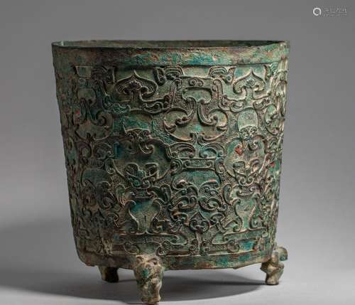 Bronze pot