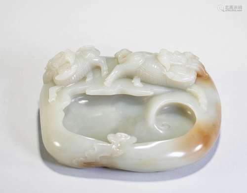 White jade brush washing in Qing Dynasty