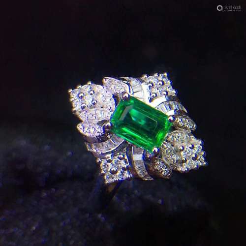 天然宝石祖母绿18K金钻石戒指