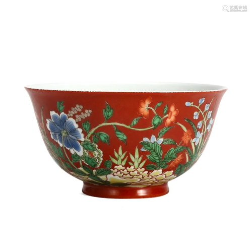 A FALANGCAI FLORAL BOWL WITH MARK OF KANGXI