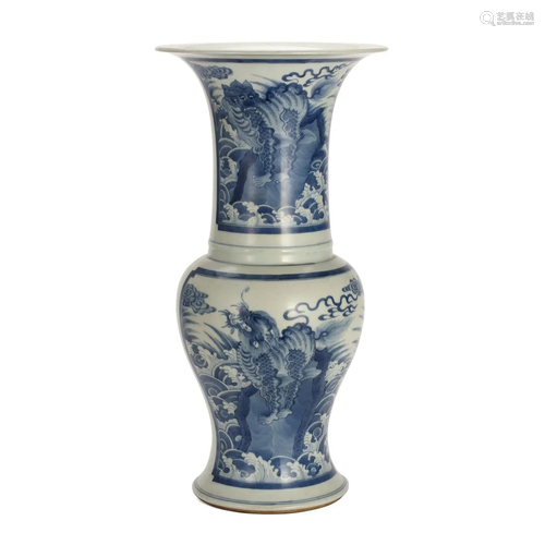 A BLUE AND WHITE 'MYTHICAL BEAST' BEAKER VASE