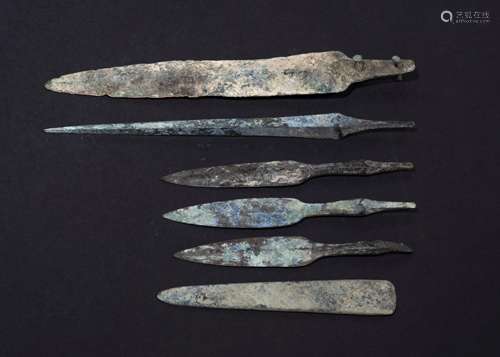 A GROUP OF LURISTAN BRONZE ARROW HEADS, CIRCA 1ST MILLENINIU...