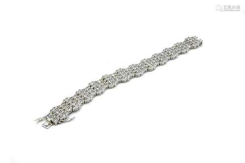 BRACCIALE IN ARGENTO CON ZIRCONI <br />
in argento 925 ricca...