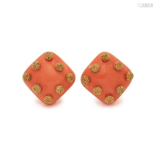 YELLOW GOLD AND CORAL EARCLIPS