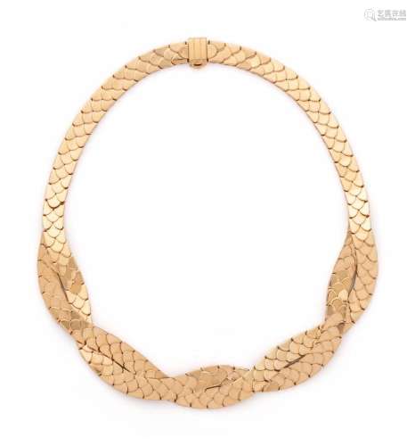FRENCH, YELLOW GOLD NECKLACE