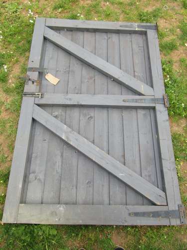 A weathered oak five bar hunting gate 120 cm wide together w...