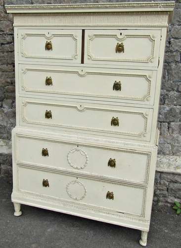 An Edwardian mahogany chest on chest in the Georgian style w...