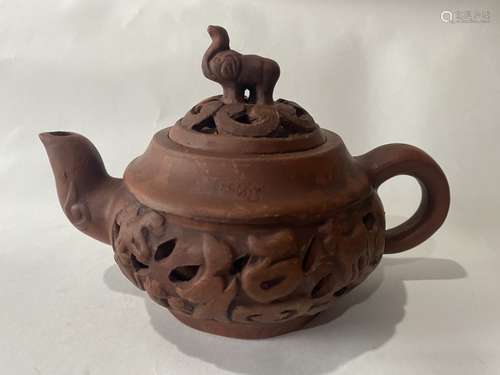 Chinese Zisha Teapot