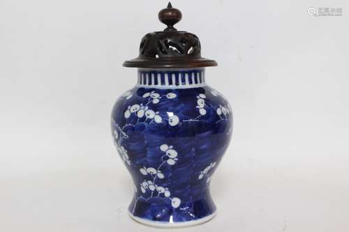 Chinese Blue and White Porcelain Vase w Wood Cover