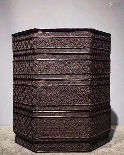 Chinese Lacquer Wood Fruit Box