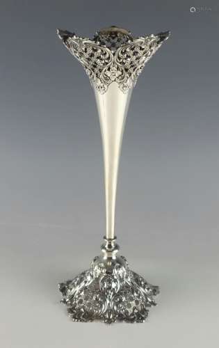 )Antique Sterling Silver Vase