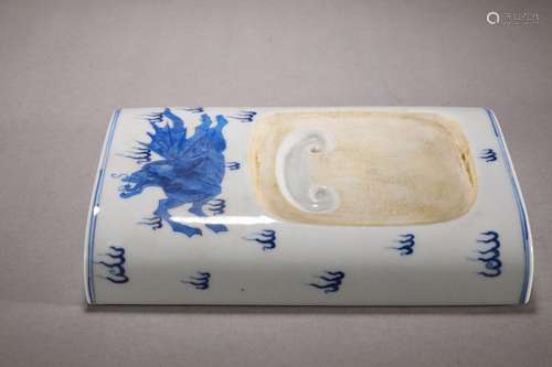 Blue and white auspicious animal inkstone