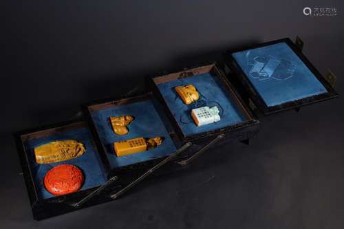 A set of Shoushantian yellow seals, jade seals, and red ink ...