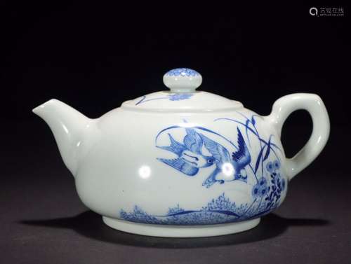 Blue and white flower and bird teapot