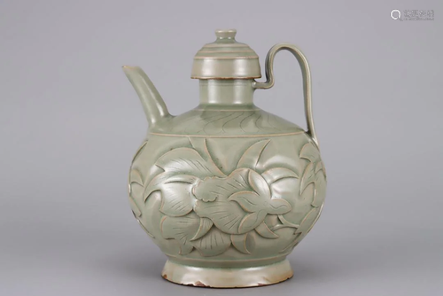 A Yaozhou Wine Pot