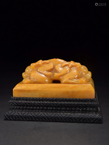 A Carved TianHuang Seal