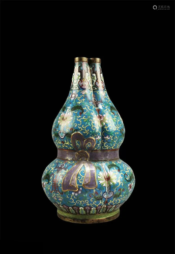 Qianlong gilt bronze cloisonnÃ© 3-spout double gour