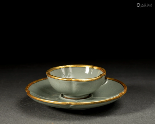 A Crackleware Bowl Cum Saucer