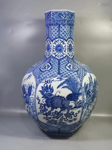 A Blue & White Hexagonal Shaped Porcelain Vase