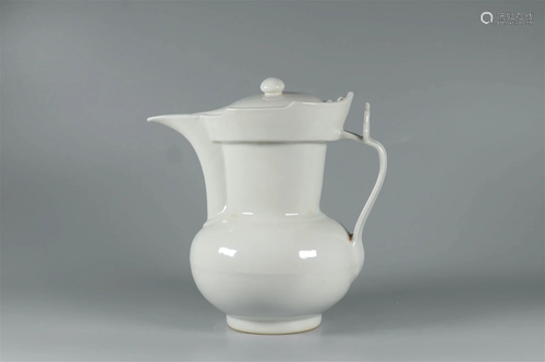 White Glaze Monkâ€™S Cap Jug