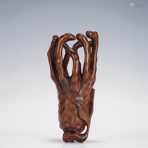 Carved boxwood fingered citron