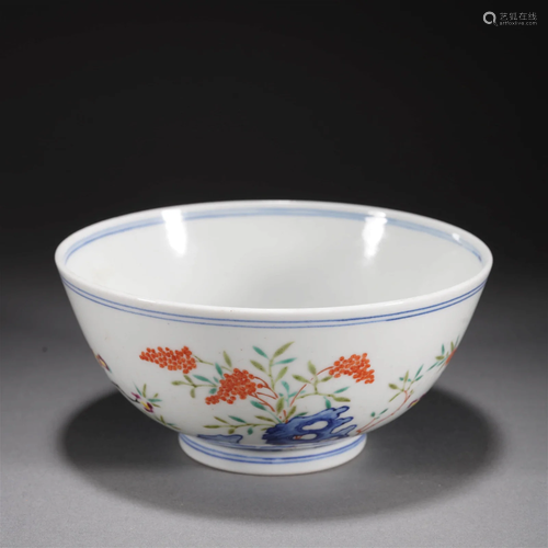 Multi-colored 'FLOWERS' bowl, Qing Dynasty