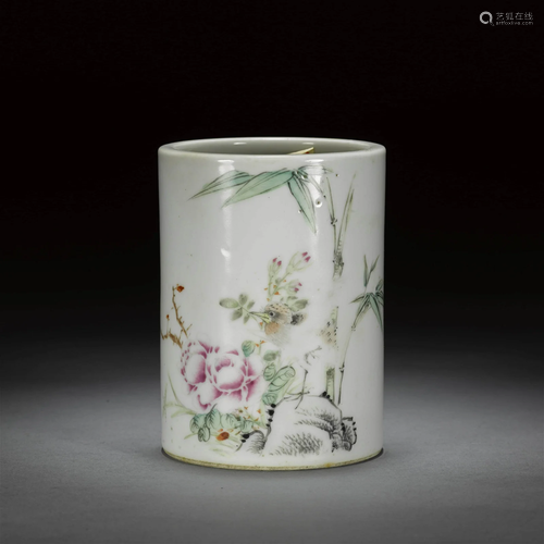 Famille Rose Flower and Bird Brush Pot