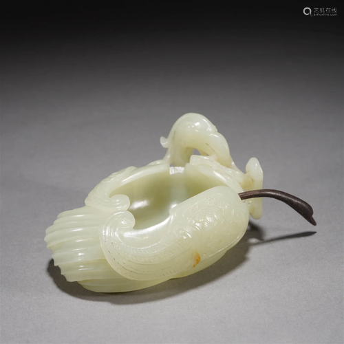 Carved white jade 'GOOSE' brush washer