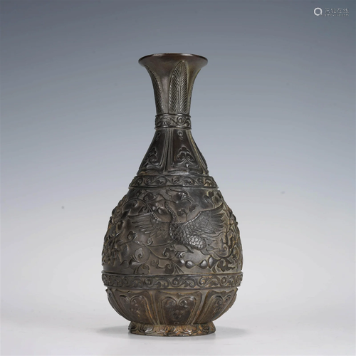 Bronze 'PHOENIX' vase, Qing Dynasty