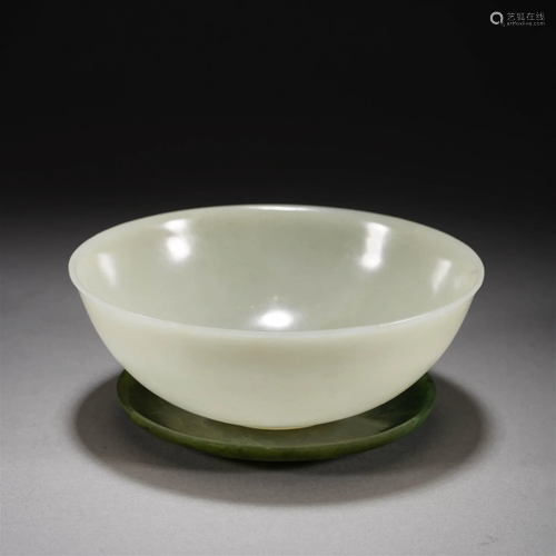 White jade worship bowl