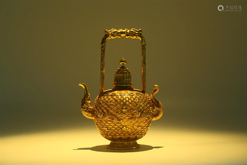 A Gilt Bronze Winepot