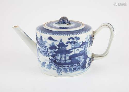 A Chinese export canton blue and white teapot, Qing dynasty,...