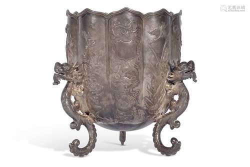 Late 19th/early 20th-century Chinese export jardiniere by Wa...