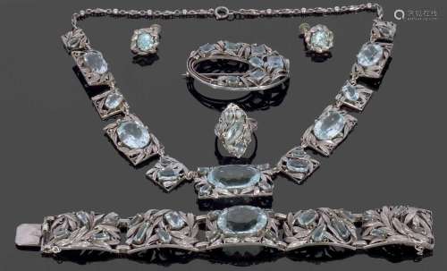 Attributed to Sybil Dunlop, Arts & Crafts demi-parure to...
