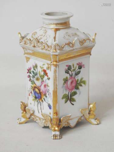 Jacob PETIT (1797-1868) - PARIS,Vase en porcelaine à corps r...