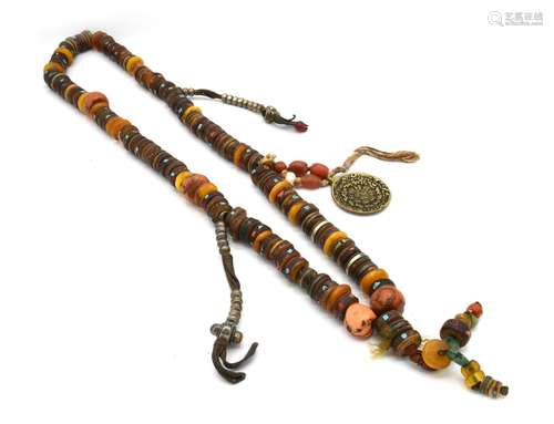 ANTICO MALA TIBETANO CON PENDENTE,lunghezza cm 58