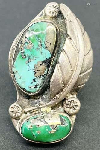 SOUTHWESTERN SPLIT SHANK RING WITH TURQUOISE