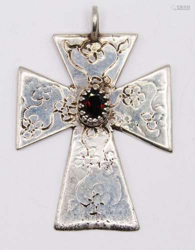 VINTAGE STERLING CROSS PENDANT WITH RUBY