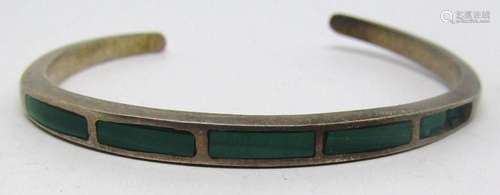 SOUTHWESTERN STERLING CUFF WITH MALACHITE