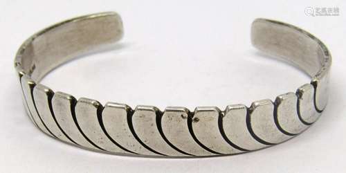 SY MARKED STERLING CUFF WITH CUT OUT WAVE