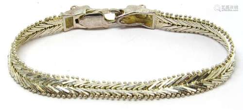 STERLING CHEVRON STYLE BRACELET WITH JAGUAR